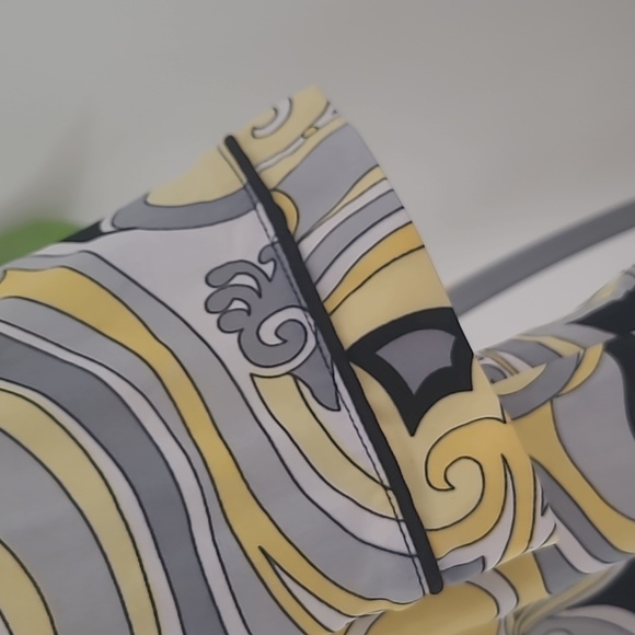 Top by emotiom - Picture 4 of 6